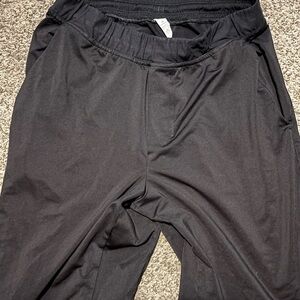 Black Athletic Lululemon Size Small Shorts